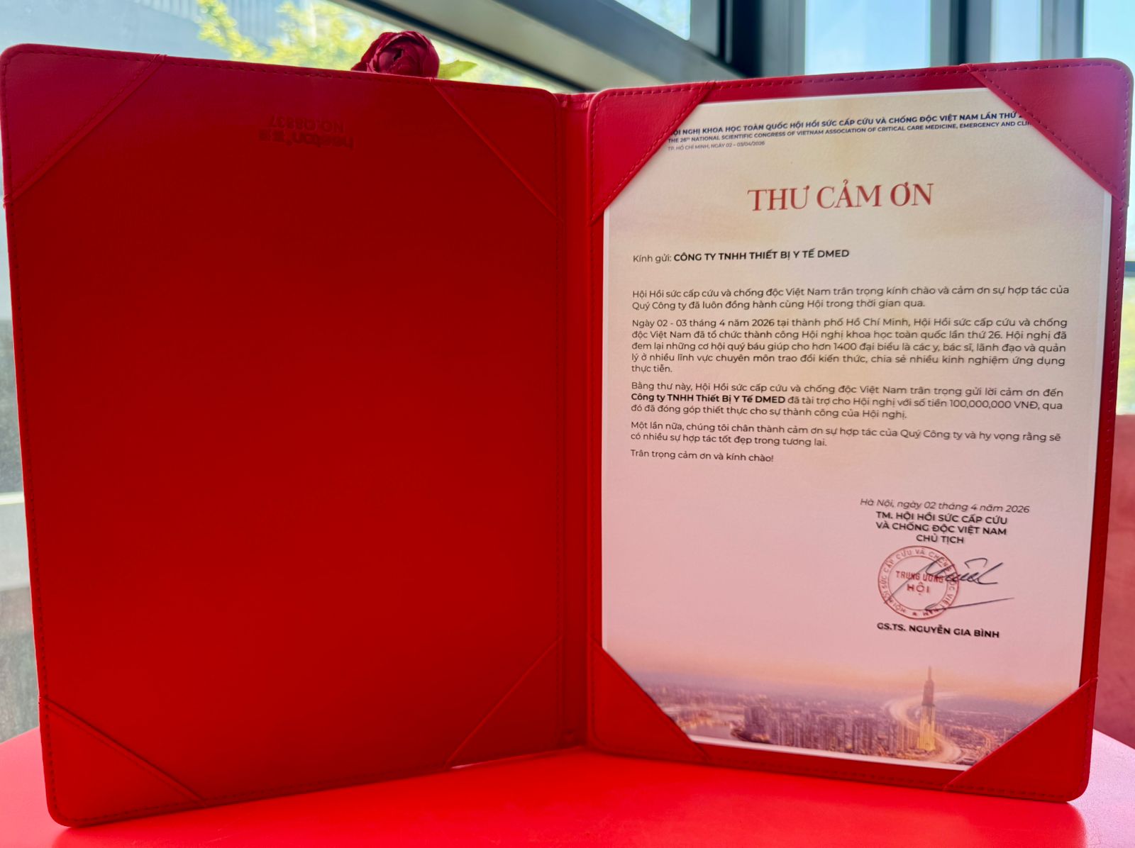 DMED congratulates the Vietnamese Society of Intensive Care & Toxicology and our customers — closing photo
