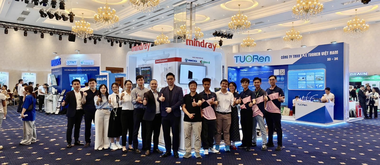 MINDRAY Gold sponsor area at the conference — image A